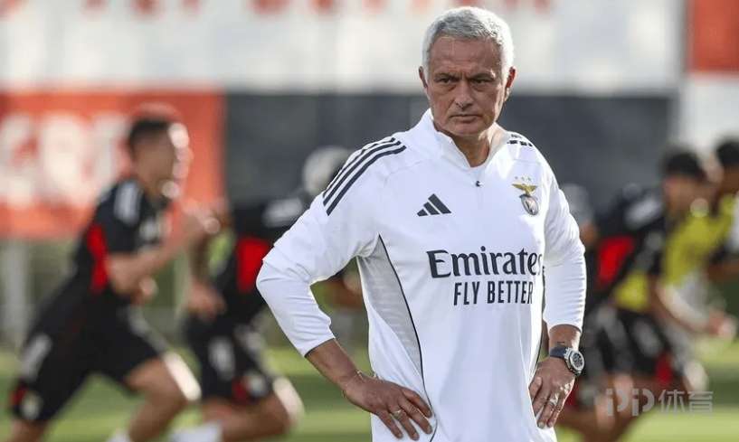 激情对决,费与姆伯莫,闪耀,立博体育,立博体育官网,立博体育官方,立博体育下载